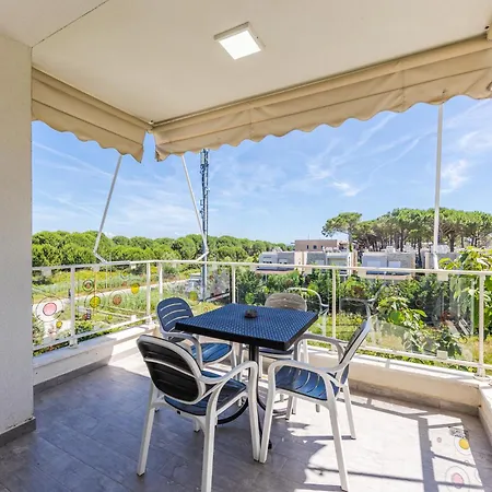Apartamento Beachside Family Balcony & Parking By Pikhost